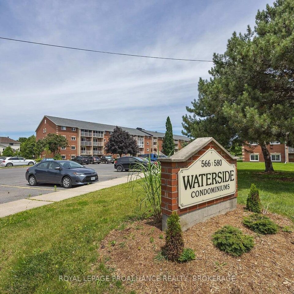 201 – 580 Armstrong Road, Kingston
