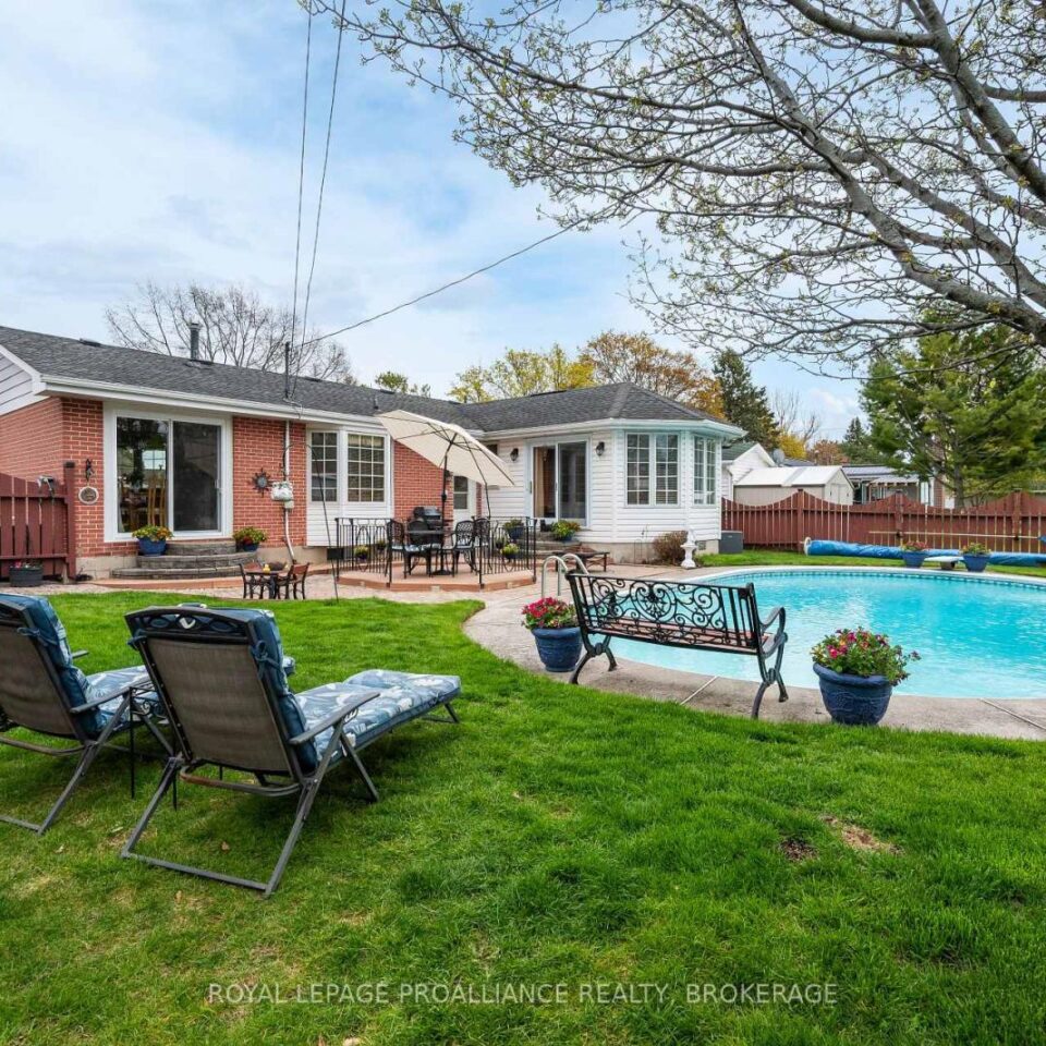 201 Camberley Crescent, Kingston