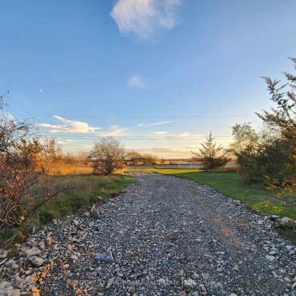 2010 County Road 1 Road, Prince Edward County