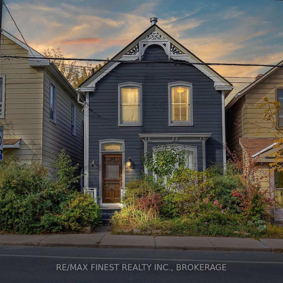 202 Montreal Street, Kingston