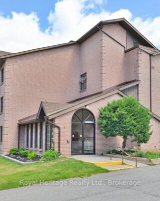 203 – 9 Centre Street, Greater Napanee