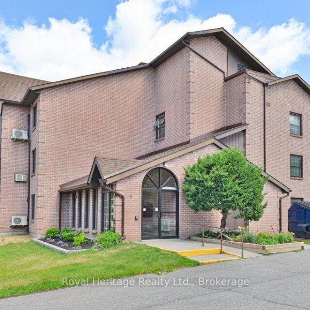 203 – 9 Centre Street, Greater Napanee