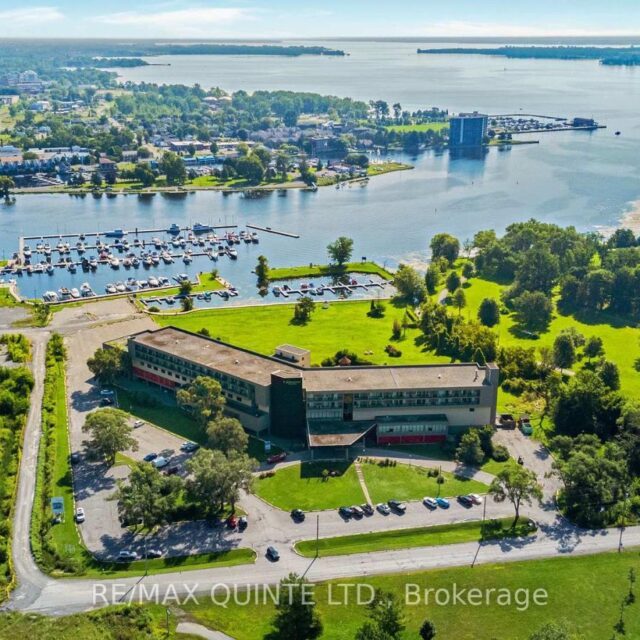204 – 11 Bay Bridge Road, Belleville