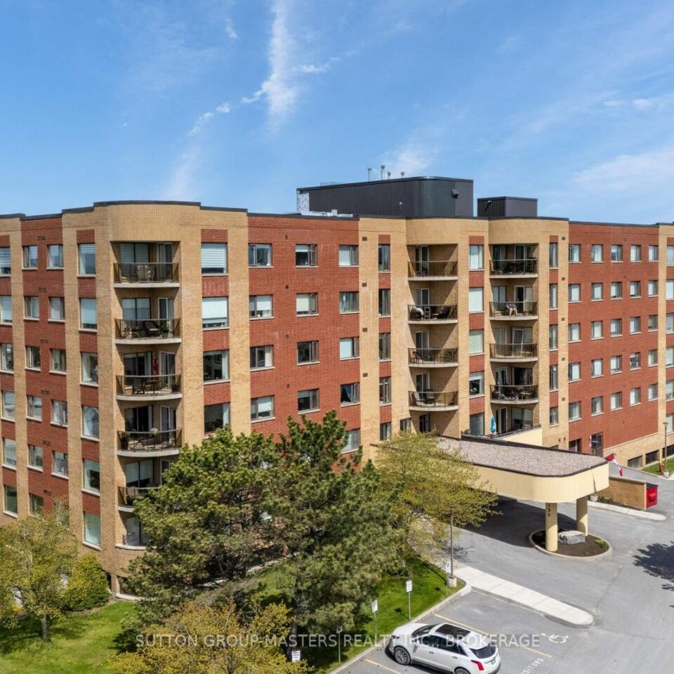 204 – 130 Wright Crescent, Kingston
