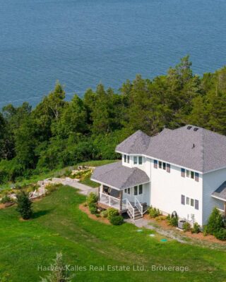 2045 County Rd 7, Prince Edward County
