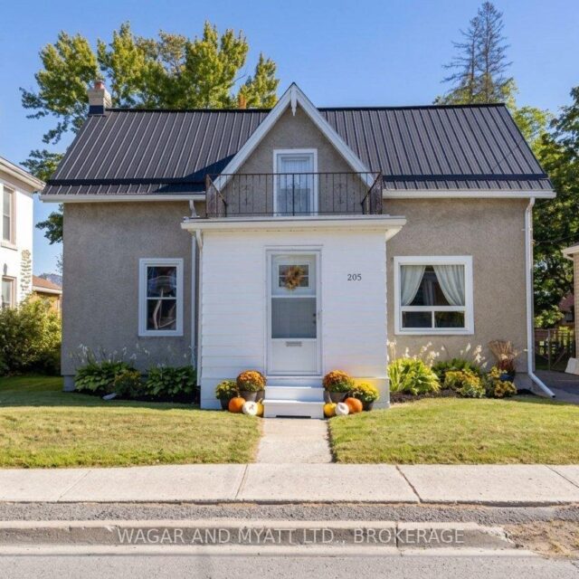 205 Centre Street N, Greater Napanee