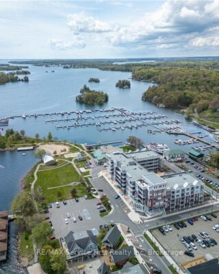 206 – 130 Water Street, Gananoque