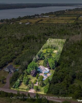 207 Carnrike Road, Prince Edward County