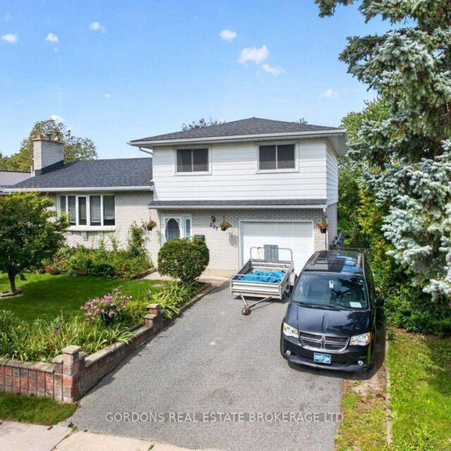 207 Robert Wallace Drive, Kingston
