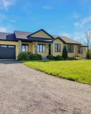 20858 Loyalist Parkway, Prince Edward County