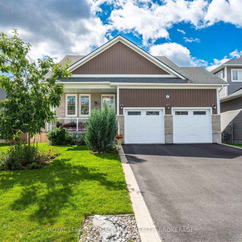 209 Mill Pond Place, Kingston