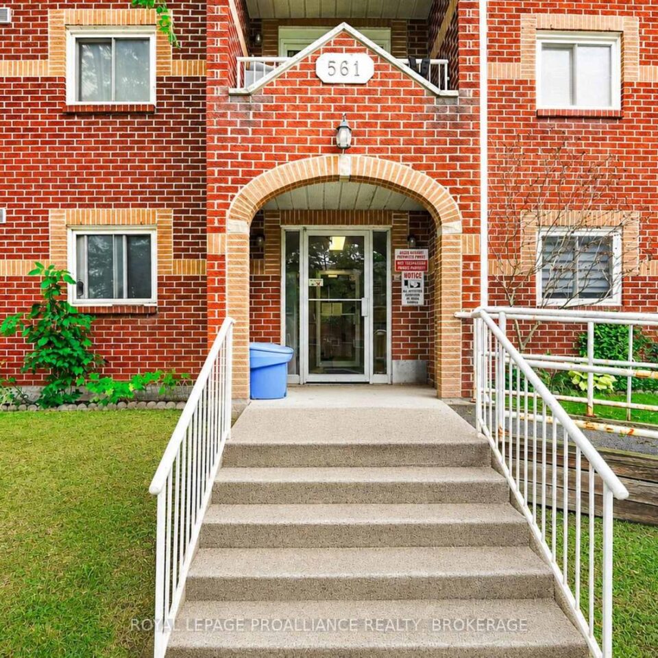210 – 561 Armstrong Road, Kingston