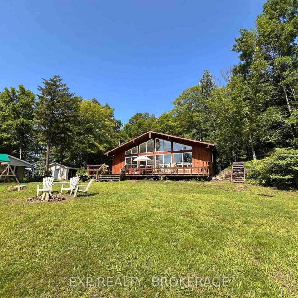 2103 Hambly Lane, South Frontenac