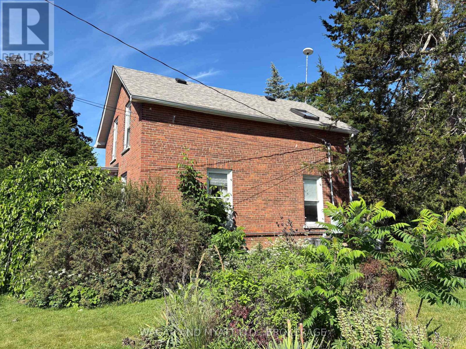 211 Bridge Street W, Greater Napanee