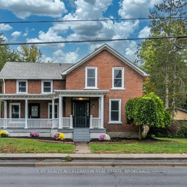 211 Bridge Street W, Greater Napanee