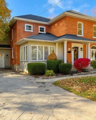 212 Foster Avenue, Belleville