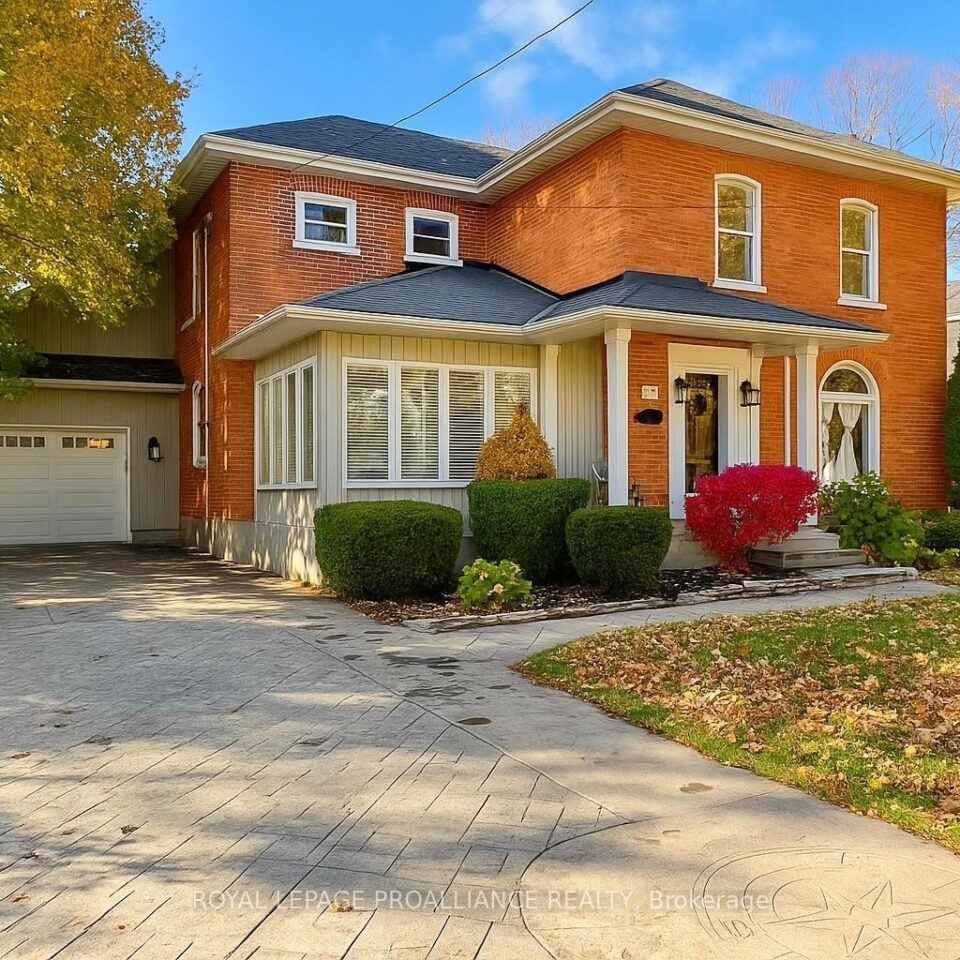 212 Foster Avenue, Belleville