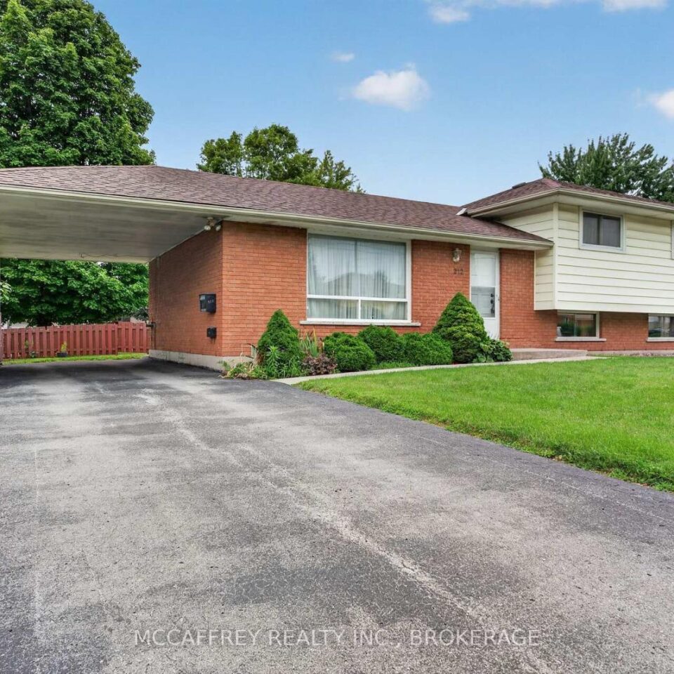 212 King Street, Greater Napanee