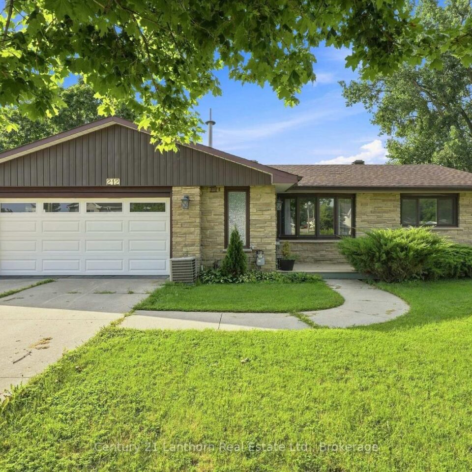 212 Main Street, Deseronto