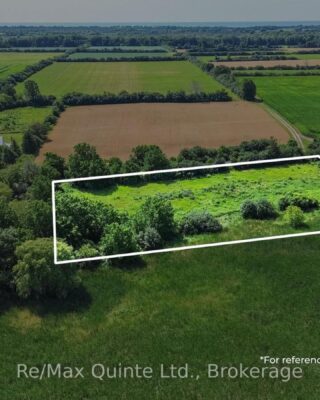 214 Pleasant Bay Road, Prince Edward County