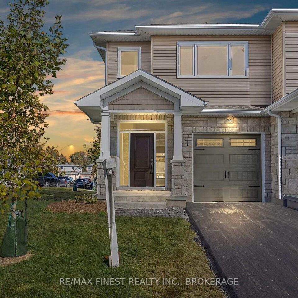 215 Heritage Park Drive, Greater Napanee