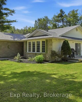 21627 Loyalist Parkway, Prince Edward County