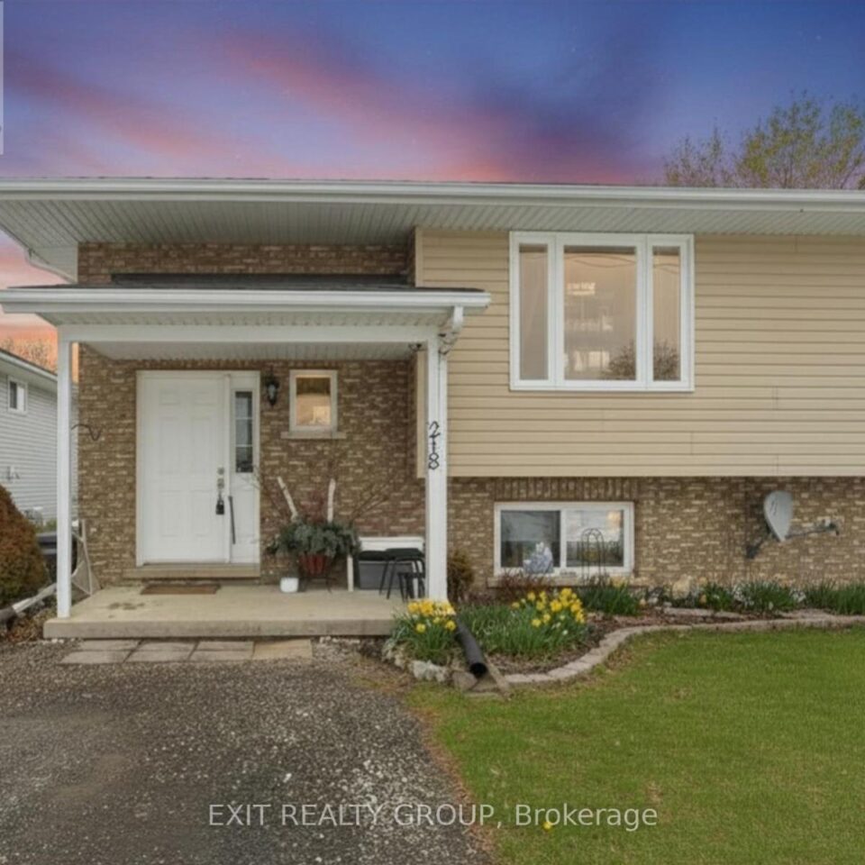 218 Brant Street, Deseronto