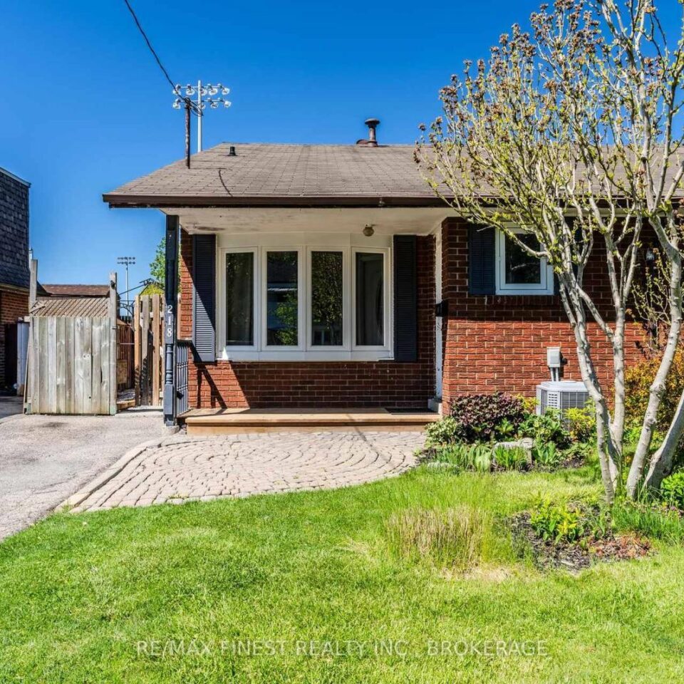 218 Vancouver Street, Oshawa