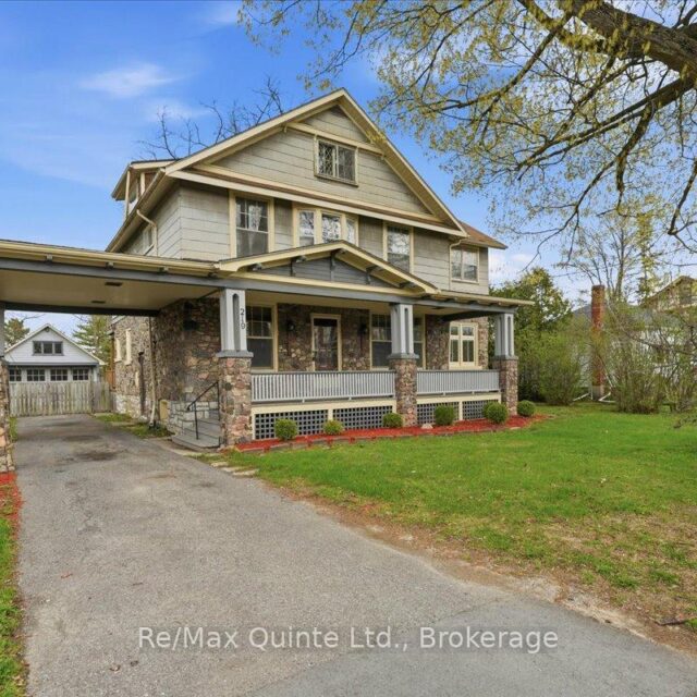 219 East Street, Greater Napanee