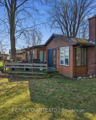 21d Willoughby Lane, Prince Edward County