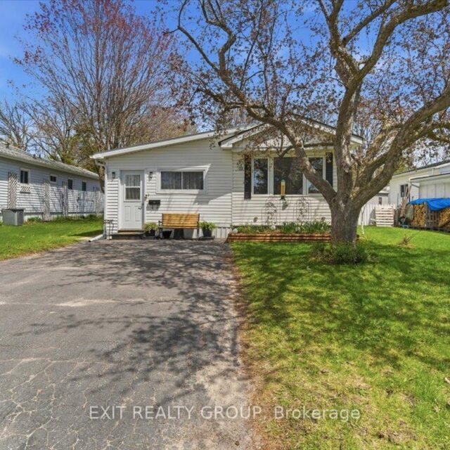 22 Linden Boulevard, Quinte West