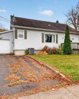 220 Thomas Street W, Greater Napanee