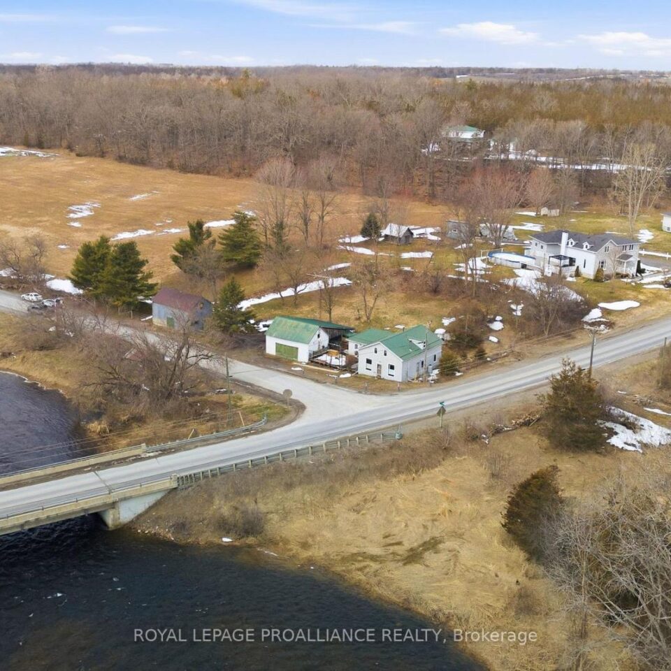 2227 Deseronto Road, Tyendinaga