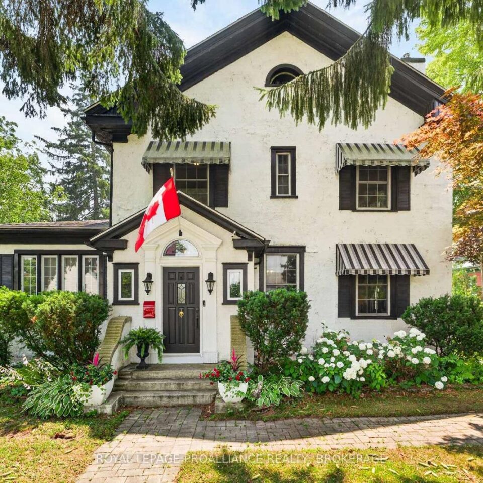 223 King Street W, Gananoque