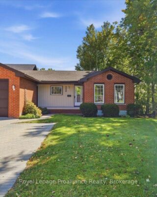 224 Dundas Street W, Greater Napanee