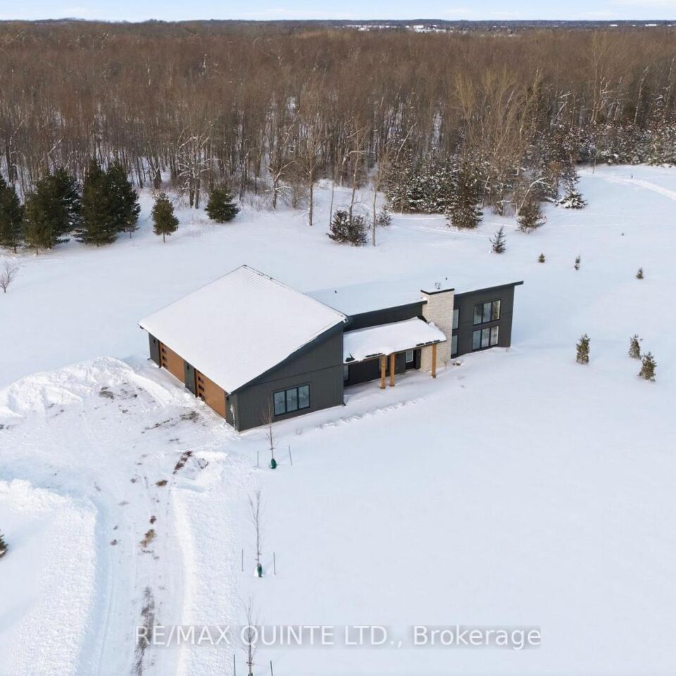 225 Mitchells Crossroad, Prince Edward County