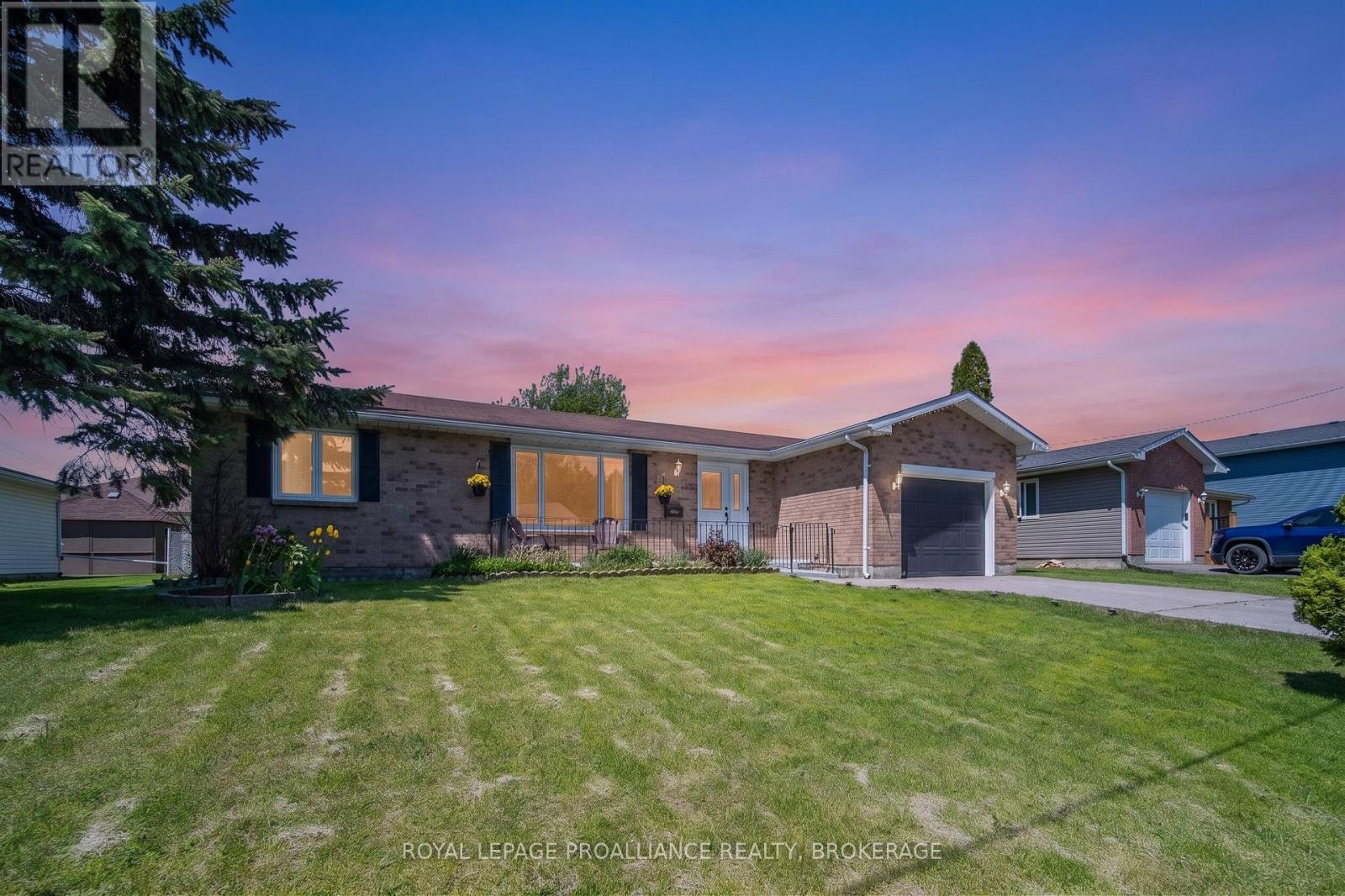 227 Cross Street, Deseronto