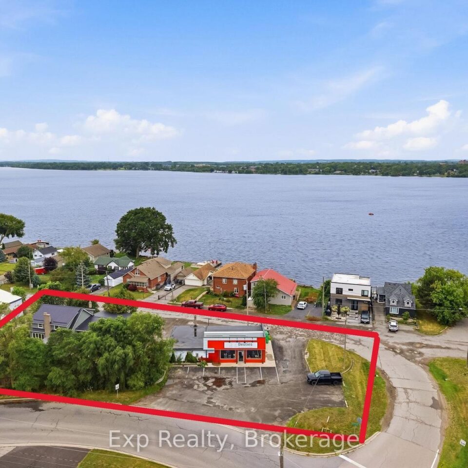 23 Ridley Street, Prince Edward County