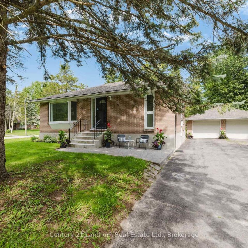 23 Wood Street, Quinte West