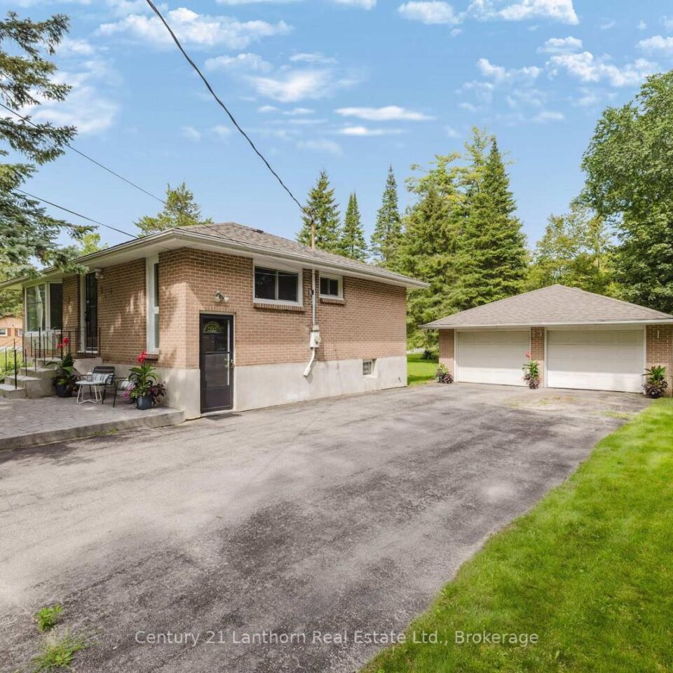 23 Wood Street, Quinte West