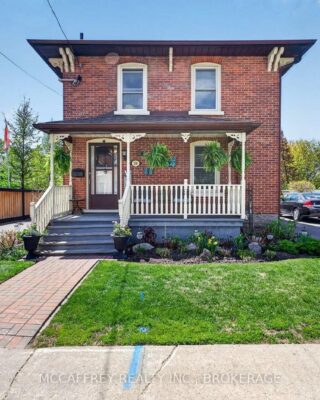 230 Centre Street N, Greater Napanee