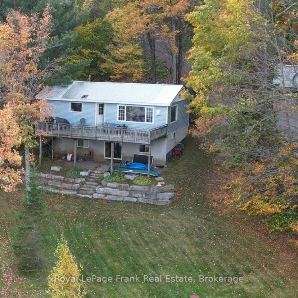 231 West Diamond Lake Road, Hastings Highlands