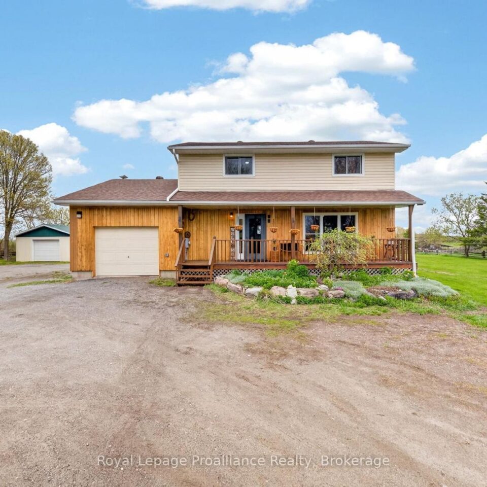 235 East Hungerford Road, Tweed