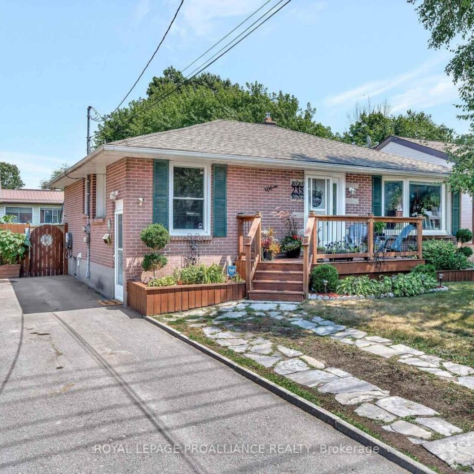 235 Farley Avenue, Belleville