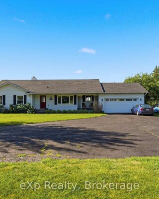 2352 County Road 3, Prince Edward County