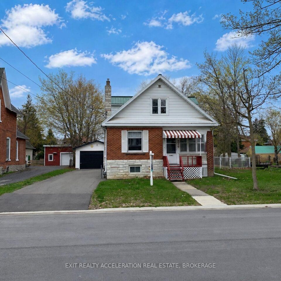 236 East Street, Greater Napanee