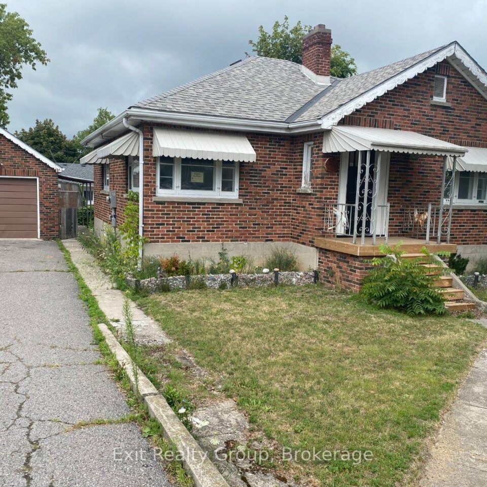 236 North Front Street, Belleville