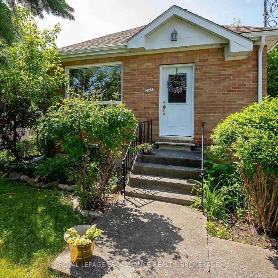 238 Mack Street, Kingston