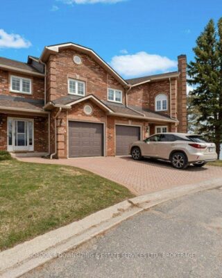 24 – 1098 King Street W, Kingston