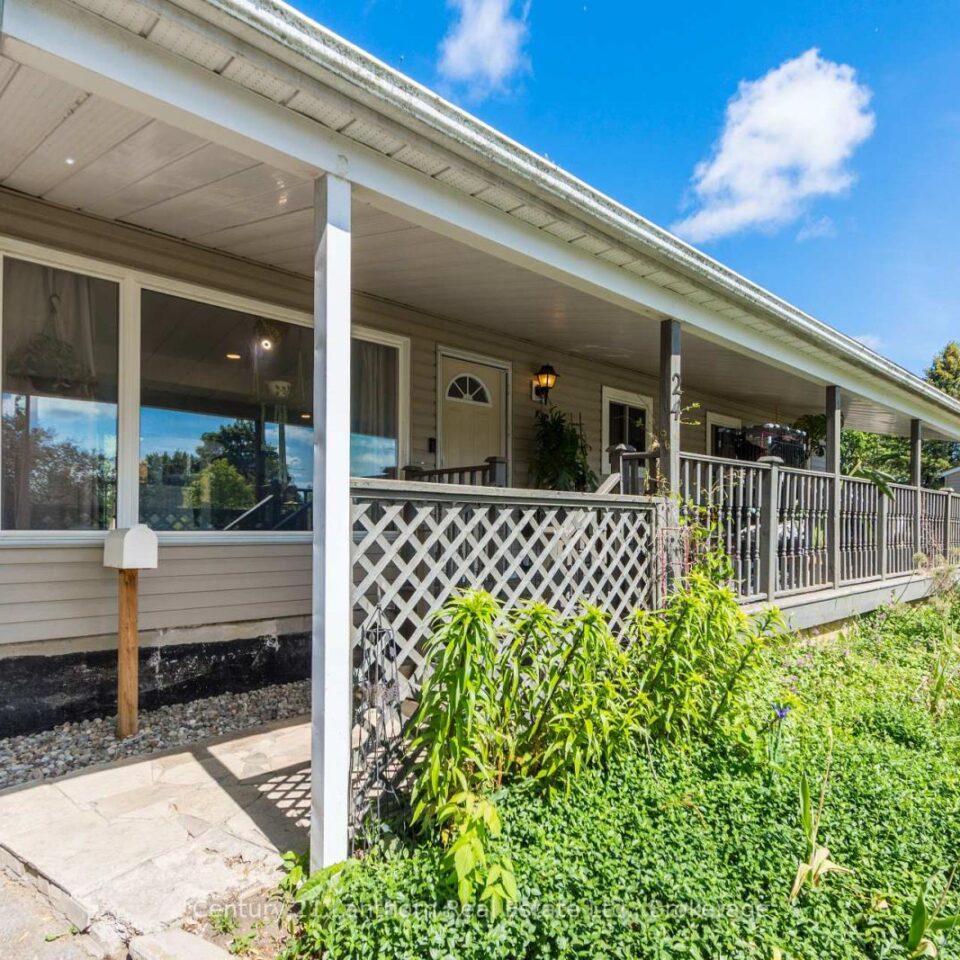 24 Cory Crescent, Quinte West